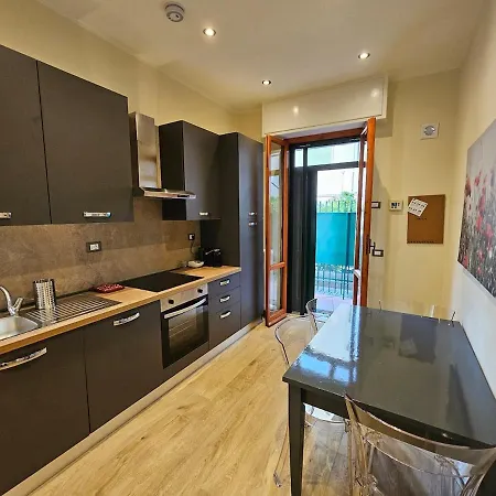 Buildings & Grounds - Casa Ugo F